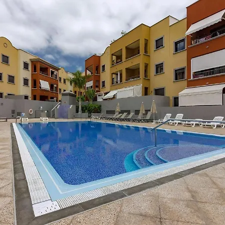 Appartement Fuer 3 Personen Und 1 Kind In Adeje *